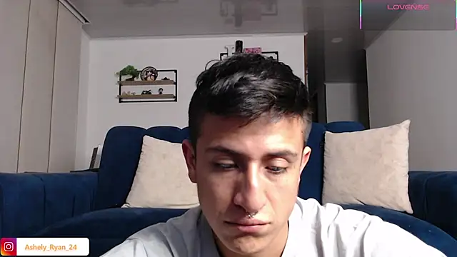 ashely ryan24 online show from March 12, 2026, 11:20 pm