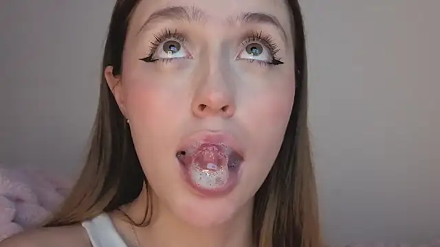 SofiaGc online show from October 27, 2025, 3:40 am