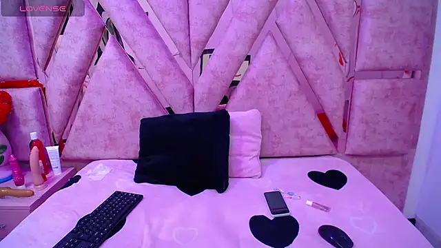 Azul Horny18 online show from April 11, 2026, 3:47 am