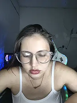 Snapshot of dani123unica chatting on April 24, 2026, 10:23 pm dani123unica online show from April 24, 2026, 10:23 pm