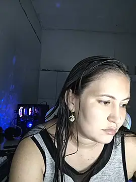 Snapshot of dani123unica chatting on May 26, 2026, 4:27 pm dani123unica online show from May 26, 2026, 4:27 pm