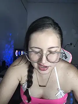 Snapshot of dani123unica chatting on April 30, 2026, 10:36 pm dani123unica online show from April 30, 2026, 10:36 pm