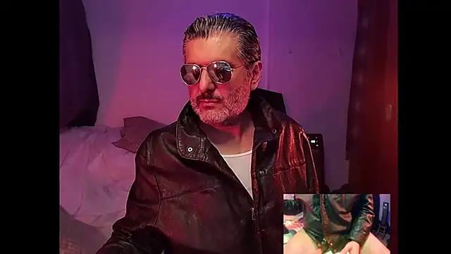 Snapshot of BushBator chatting on January 11, 2026, 7:26 am BushBator online show from January 11, 2026, 7:26 am