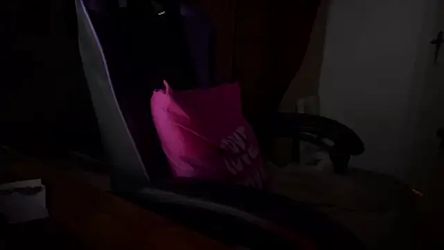 Snapshot of Caliiie-of chatting on March 26, 2026, 8:51 pm Caliiie-of online show from March 26, 2026, 8:51 pm