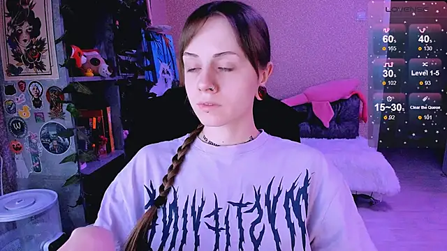 Snapshot of NaniMoore chatting on February 6, 2025, 8:56 pm NaniMoore online show from February 6, 2025, 8:56 pm