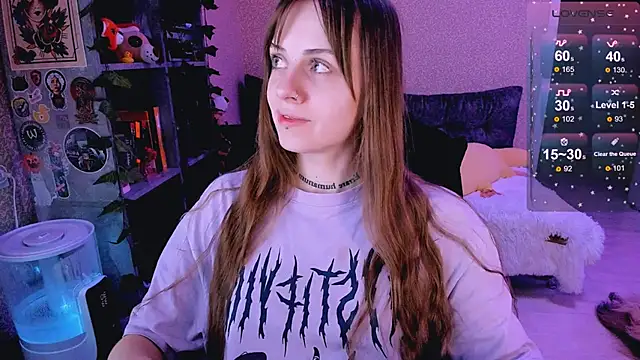 Snapshot of NaniMoore chatting on February 7, 2025, 8:42 pm NaniMoore online show from February 7, 2025, 8:42 pm