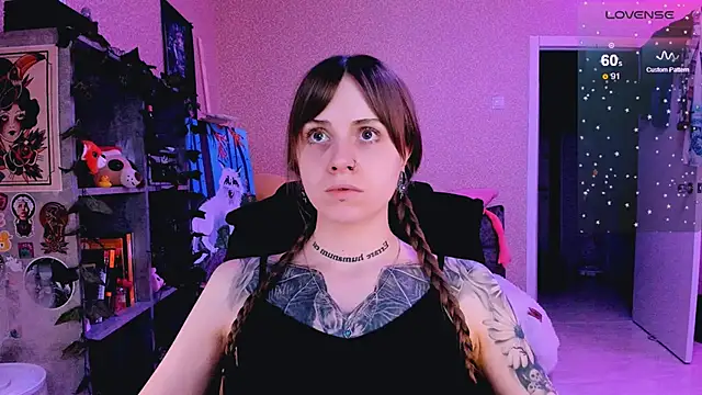 Snapshot of NaniMoore chatting on March 2, 2025, 2:19 am NaniMoore online show from March 2, 2025, 2:19 am