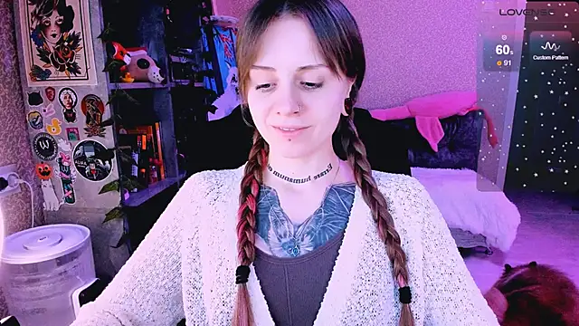 Snapshot of NaniMoore chatting on March 11, 2025, 2:21 am NaniMoore online show from March 11, 2025, 2:21 am