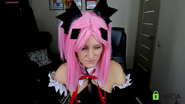 FrancescaCollins online show from October 26, 2025, 2:39 pm