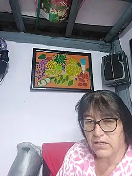 clarita 01 online show from December 4, 2025, 12:37 pm