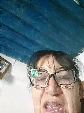 Snapshot of clarita_01 chatting on April 30, 2026, 8:57 pm clarita 01 online show from April 30, 2026, 8:57 pm