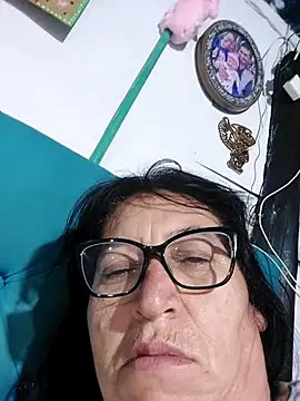 Snapshot of clarita_01 chatting on May 6, 2026, 9:57 am clarita 01 online show from May 6, 2026, 9:57 am