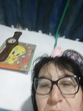 Snapshot of clarita_01 chatting on May 2, 2026, 10:09 am clarita 01 online show from May 2, 2026, 10:09 am