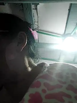 clarita 01 online show from December 5, 2025, 3:05 am