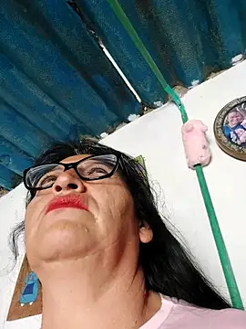 Snapshot of clarita_01 chatting on April 29, 2026, 6:14 pm clarita 01 online show from April 29, 2026, 6:14 pm
