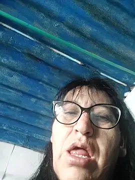 clarita 01 online show from December 15, 2025, 1:06 pm