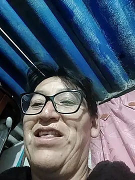 Snapshot of clarita_01 chatting on May 9, 2026, 1:53 am clarita 01 online show from May 9, 2026, 1:53 am