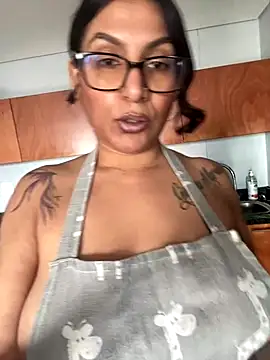 Indianbutter11 online show from October 29, 2025, 5:06 am