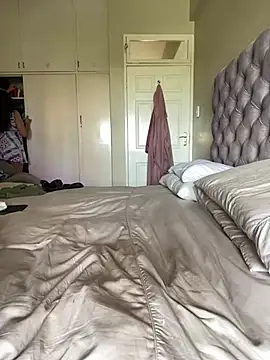 Indianbutter11 online show from March 18, 2025, 11:00 am