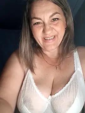 Ant0nina online show from September 20, 2025, 9:20 pm