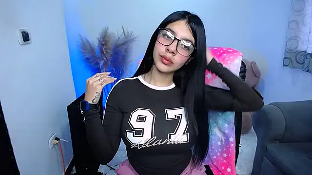 Snapshot of Alin_Aly chatting on November 12, 2025, 2:43 pm Alin Aly online show from November 12, 2025, 2:43 pm