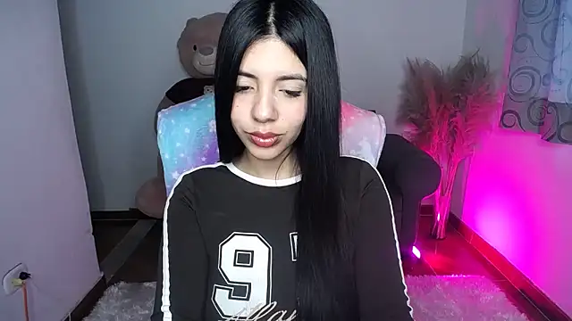 Snapshot of Alin_Aly chatting on November 28, 2025, 9:48 pm Alin Aly online show from November 28, 2025, 9:48 pm