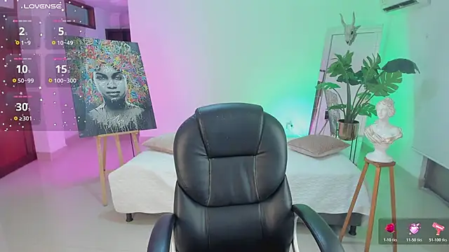 JANYLOVE   online show from January 5, 2026, 5:27 pm