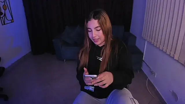 Snapshot of SusyAmis chatting on December 20, 2025, 3:09 am SusyAmis online show from December 20, 2025, 3:09 am