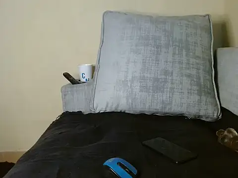 Snapshot of lavishh_linds chatting on February 16, 2025, 9:15 am lavishh linds online show from February 16, 2025, 9:15 am