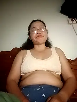 Snapshot of Sexy-asslove90 chatting on October 31, 2025, 1:41 pm Sexy-asslove90 online show from October 31, 2025, 1:41 pm