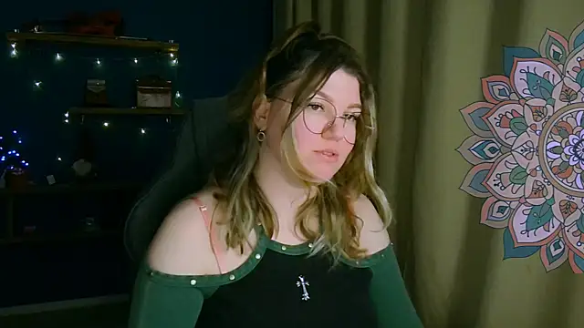 VioletteWay online show from January 11, 2026, 4:58 pm