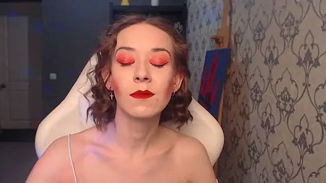 Snapshot of FascinatingEyess chatting on May 21, 2026, 8:06 pm FascinatingEyess online show from May 21, 2026, 8:06 pm