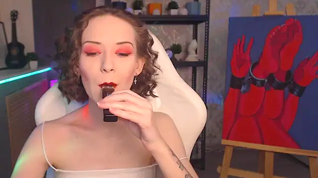 Snapshot of FascinatingEyess chatting on November 27, 2025, 8:26 am FascinatingEyess online show from November 27, 2025, 8:26 am