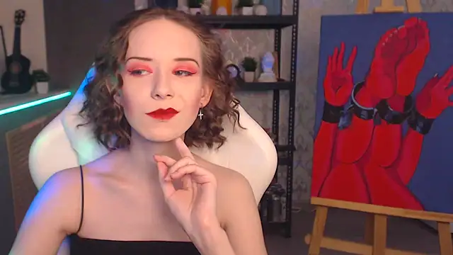 Snapshot of FascinatingEyess chatting on November 20, 2025, 7:36 pm FascinatingEyess online show from November 20, 2025, 7:36 pm