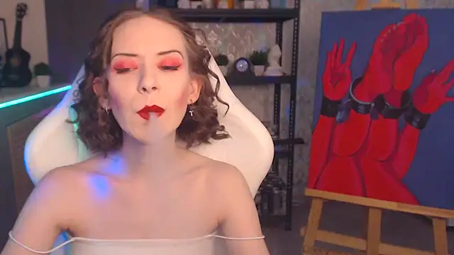 Snapshot of FascinatingEyess chatting on December 2, 2025, 12:33 am FascinatingEyess online show from December 2, 2025, 12:33 am