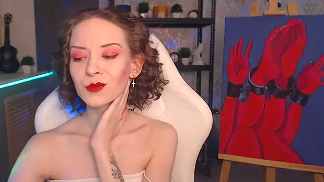 Snapshot of FascinatingEyess chatting on December 15, 2025, 11:53 pm FascinatingEyess online show from December 15, 2025, 11:53 pm