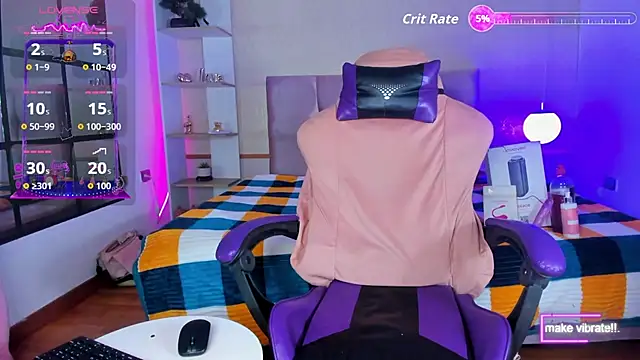 yossi peach cute online show from September 26, 2025, 8:27 pm