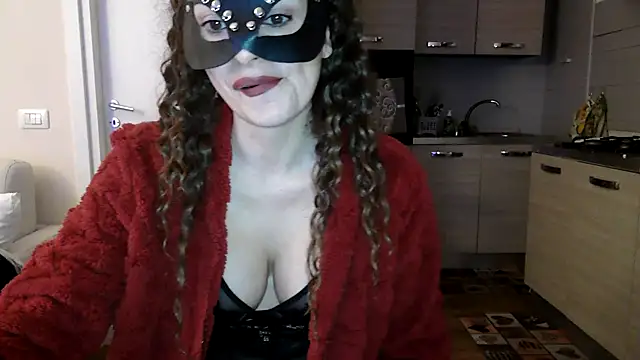 Snapshot of ladymask_2023 chatting on February 2, 2025, 8:51 pm ladymask 2023 online show from February 2, 2025, 8:51 pm