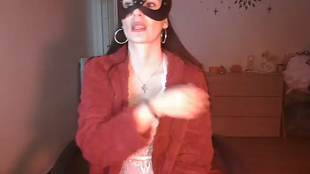 Snapshot of ladymask_2023 chatting on January 3, 2025, 11:03 am ladymask 2023 online show from January 3, 2025, 11:03 am