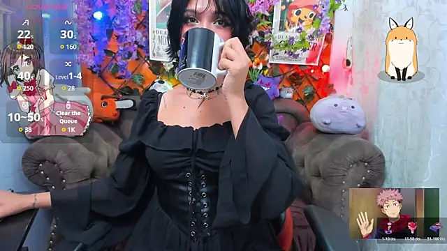 Snapshot of ravenn_20 chatting on November 13, 2025, 11:36 am ravenn 20 online show from November 13, 2025, 11:36 am