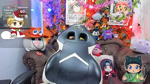 Snapshot of ravenn_20 chatting on December 3, 2025, 11:31 am ravenn 20 online show from December 3, 2025, 11:31 am