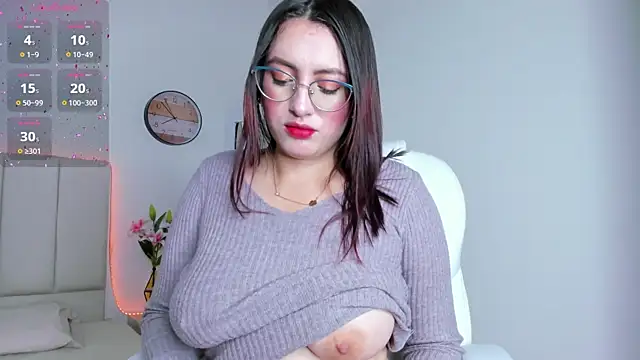 VioletPearson online show from October 15, 2025, 12:24 pm