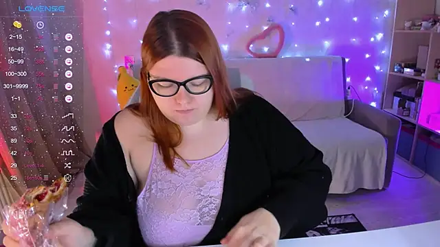 Snapshot of Melissa_Purr chatting on January 14, 2025, 3:15 pm Melissa Purr online show from January 14, 2025, 3:15 pm