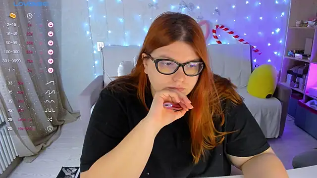 Snapshot of Melissa_Purr chatting on January 11, 2025, 7:49 pm Melissa Purr online show from January 11, 2025, 7:49 pm