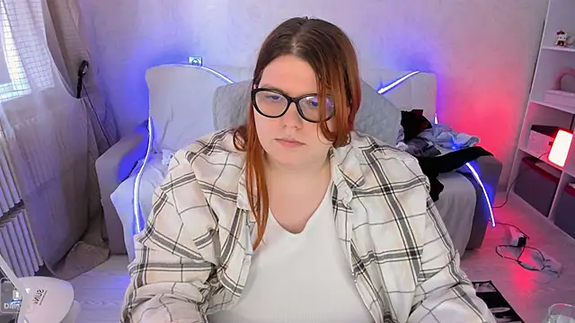 Snapshot of Melissa_Purr chatting on March 9, 2025, 8:29 am Melissa Purr online show from March 9, 2025, 8:29 am