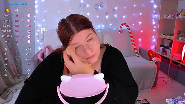Snapshot of Melissa_Purr chatting on December 28, 2024, 12:45 pm Melissa Purr online show from December 28, 2024, 12:45 pm