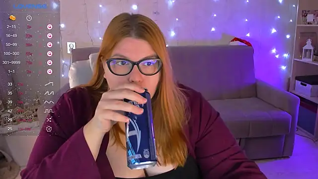 Snapshot of Melissa_Purr chatting on December 20, 2024, 3:58 am Melissa Purr online show from December 20, 2024, 3:58 am