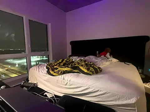 yourgoddessangela online show from December 23, 2025, 12:00 am