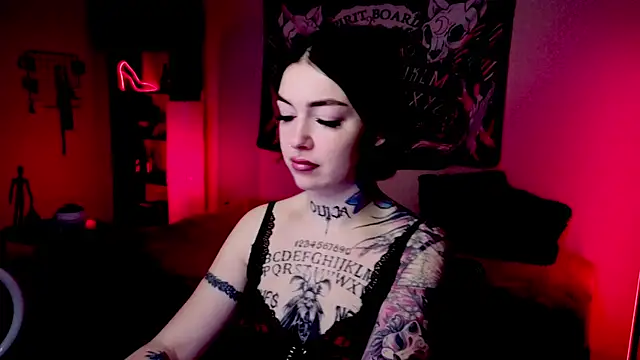 Magic Allie online show from March 24, 2026, 7:25 pm