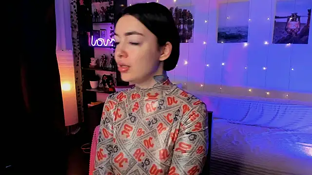 Snapshot of Magic_Allie chatting on September 13, 2025, 5:51 am Magic Allie online show from September 13, 2025, 5:51 am